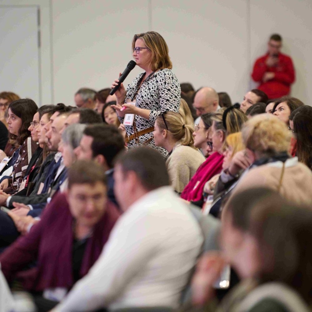 Q R 5 SalleConference CongresCosmeto2025.jpg